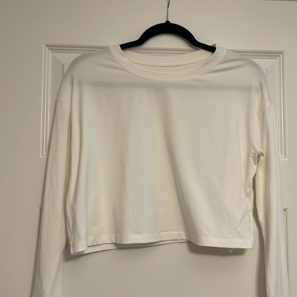 Paragon - Long Sleeve Crop Top